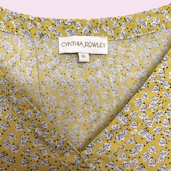 Cynthia Rowley Fall Leaves Patterned Blouse Yellow Long Sleeve V-Neck Womens XL - Picture 3 of 10